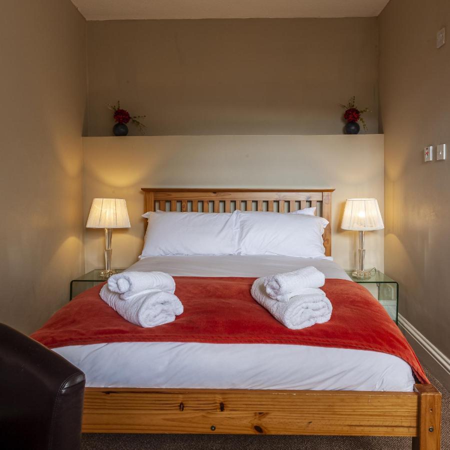 Rooms At Ravenous Beastie South Queensferry Extérieur photo